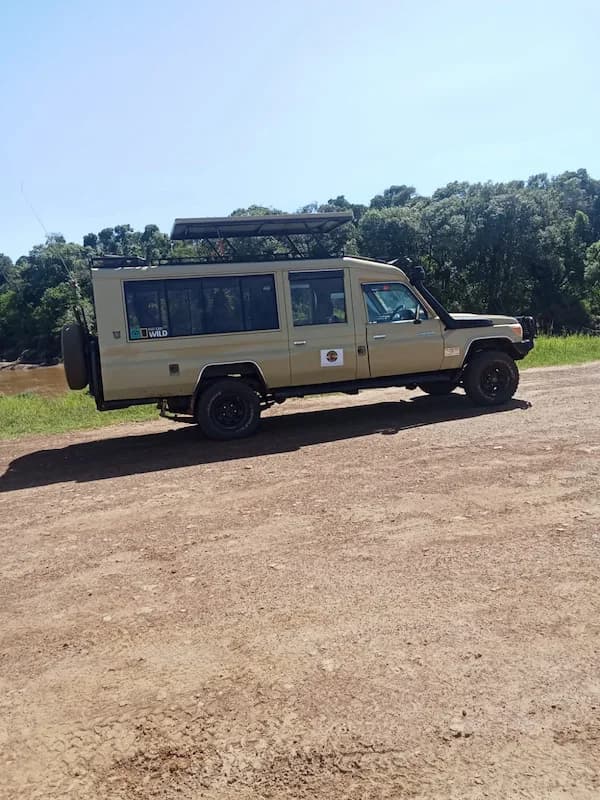 Professional Car Hire - Safari 4x4 Land Cruiser vehicle by Danil Scenic Tours Nairobi